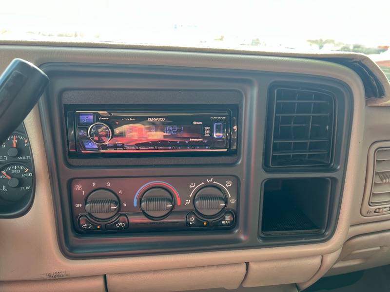 Chevrolet Silverado 2500HD Crew Cab Short Bed 4WD 2002