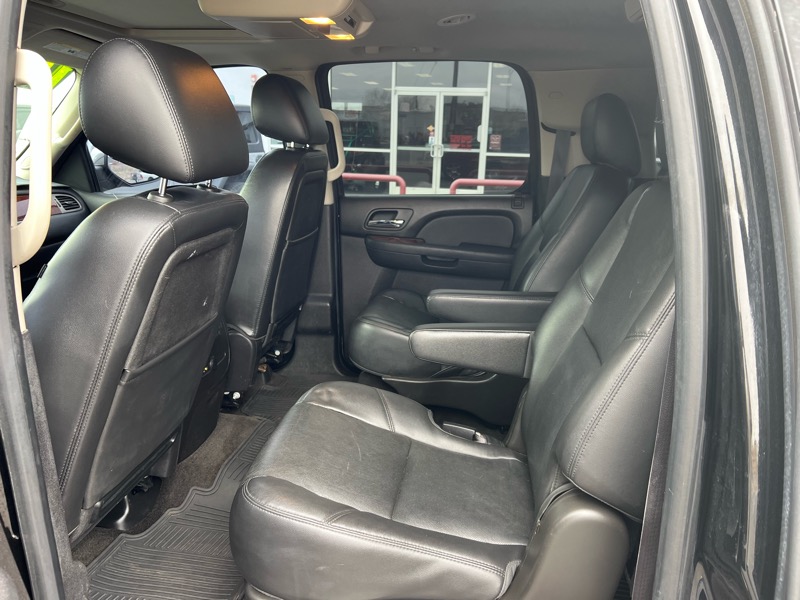 Chevrolet Suburban LTZ 1500 4WD 2013