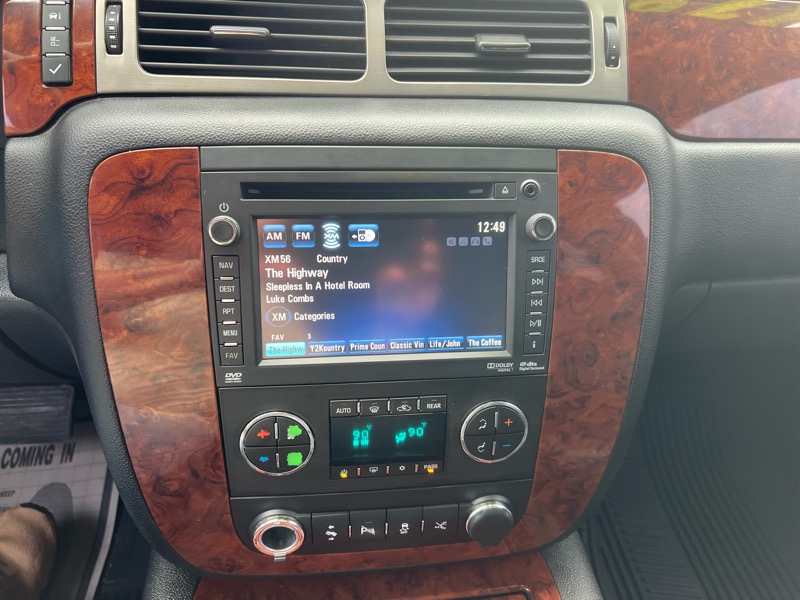 Chevrolet Suburban LTZ 1500 4WD 2013