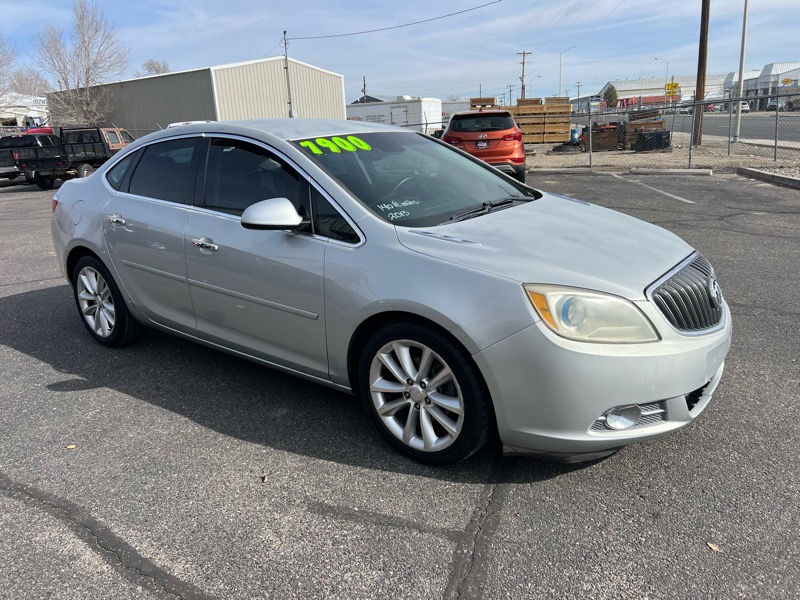 Buick Verano Base 2013
