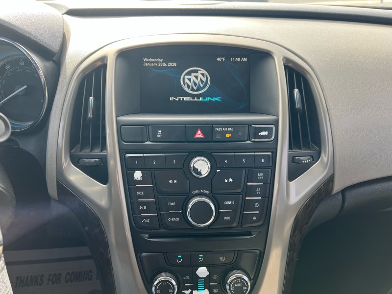 Buick Verano Base 2013