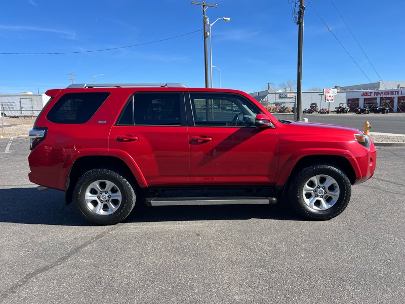 Toyota 4Runner SR5 4WD 2014