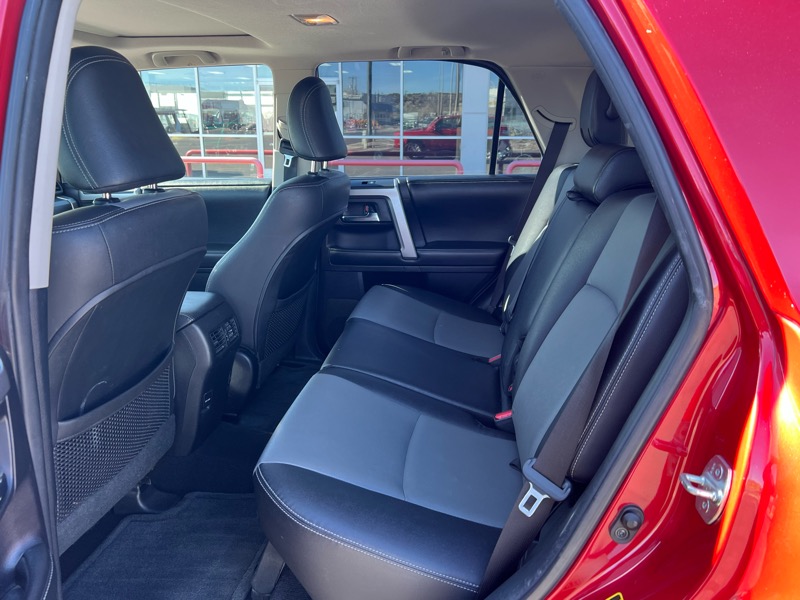 Toyota 4Runner SR5 4WD 2014