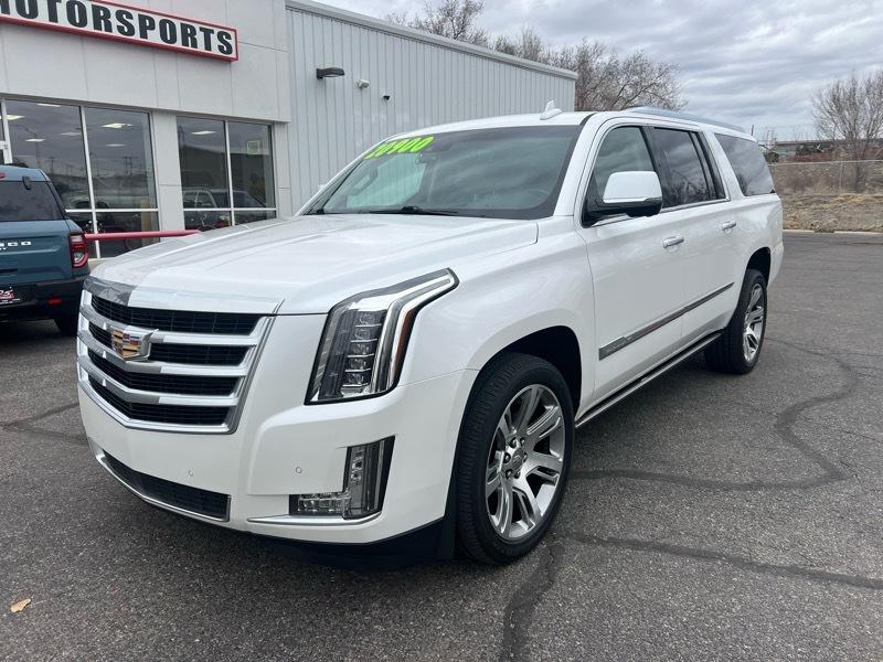 Cadillac Escalade ESV Premium 4WD 2016