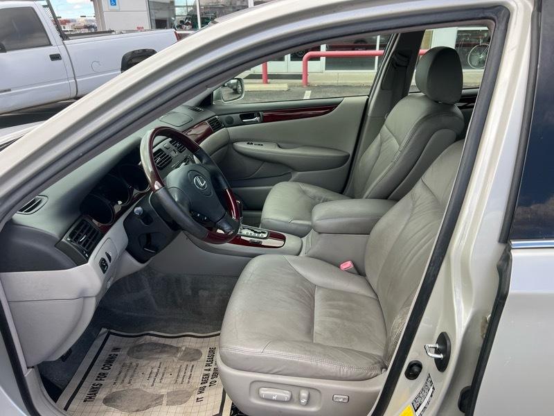 Lexus ES 330 Sedan 2004