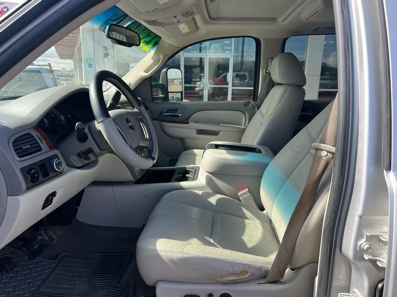 GMC Sierra 3500HD SLT Crew Cab 4WD 2011