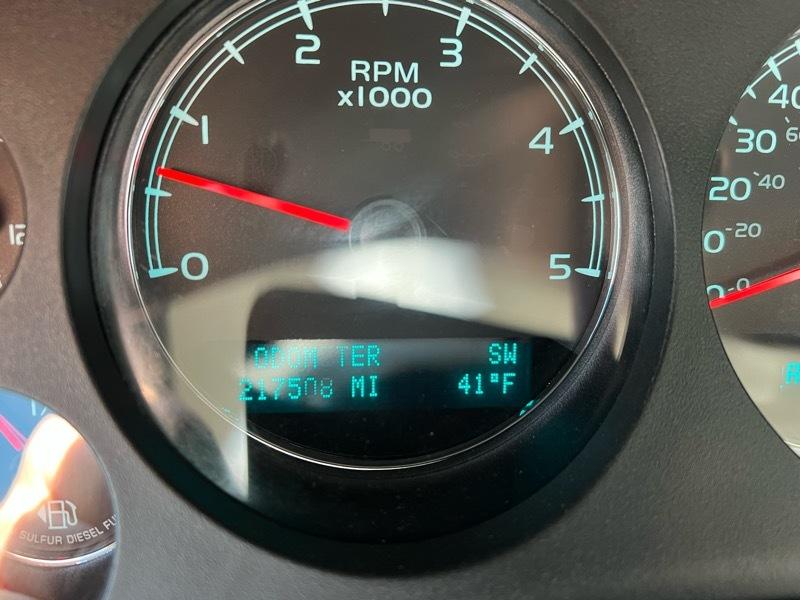 GMC Sierra 3500HD SLT Crew Cab 4WD 2011