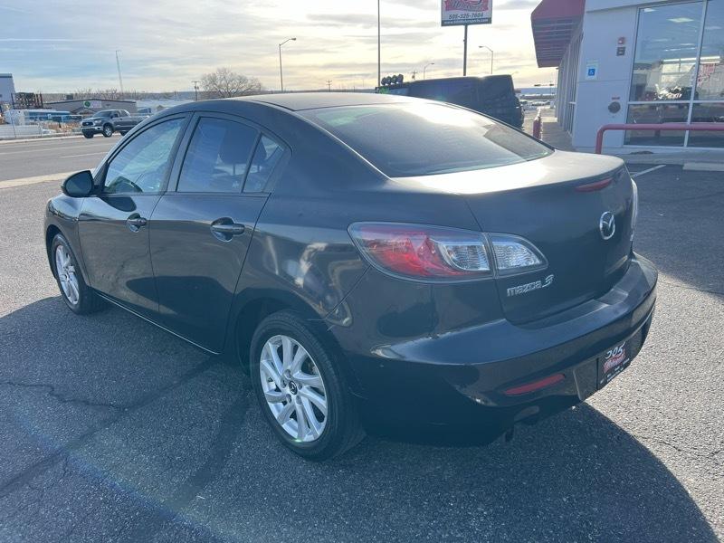 Mazda MAZDA3 i Touring AT 4-Door 2013