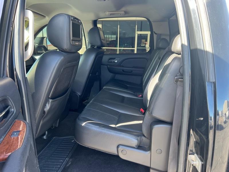 GMC Sierra 3500HD Work Truck Crew Cab DRW 4WD 2008