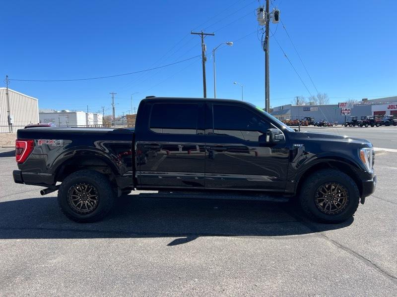 Ford F-150 4WD SuperCrew 139" XLT 2022