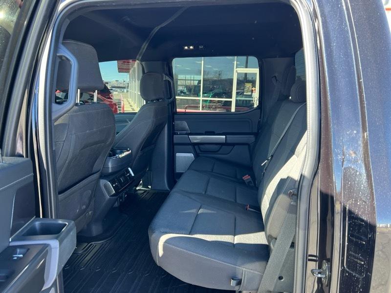 Ford F-150 4WD SuperCrew 139" XLT 2022