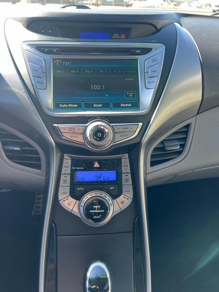 Hyundai Elantra GS Coupe A/T 2013