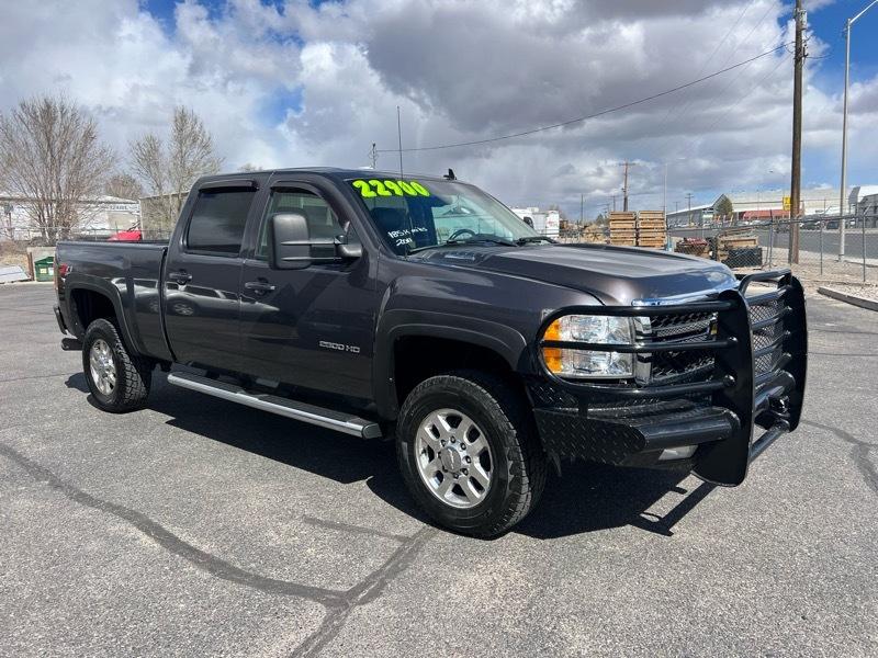 Chevrolet Silverado 2500HD LTZ Crew Cab 4WD 2011