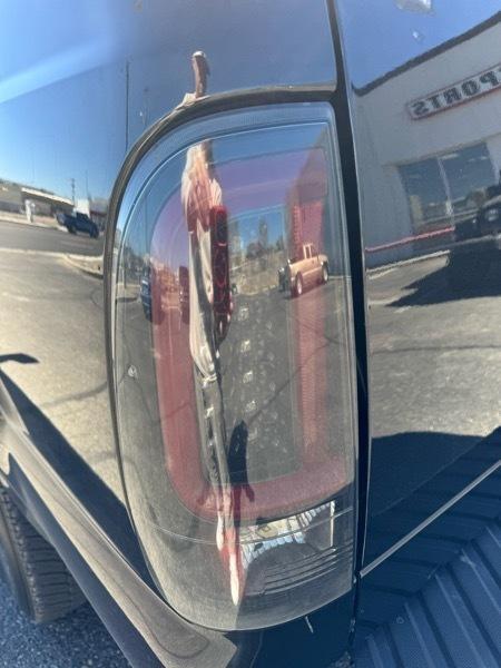 Ford F-250 SD Lariat Crew Cab Short Bed 4WD 2011