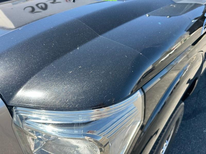 Ford F-250 SD Lariat Crew Cab Short Bed 4WD 2011