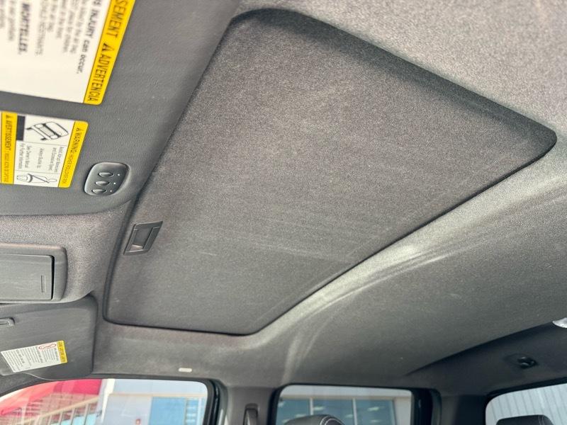 Ford F-250 SD Lariat Crew Cab Short Bed 4WD 2011