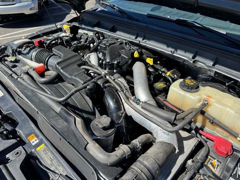 Ford F-250 SD Lariat Crew Cab Short Bed 4WD 2011