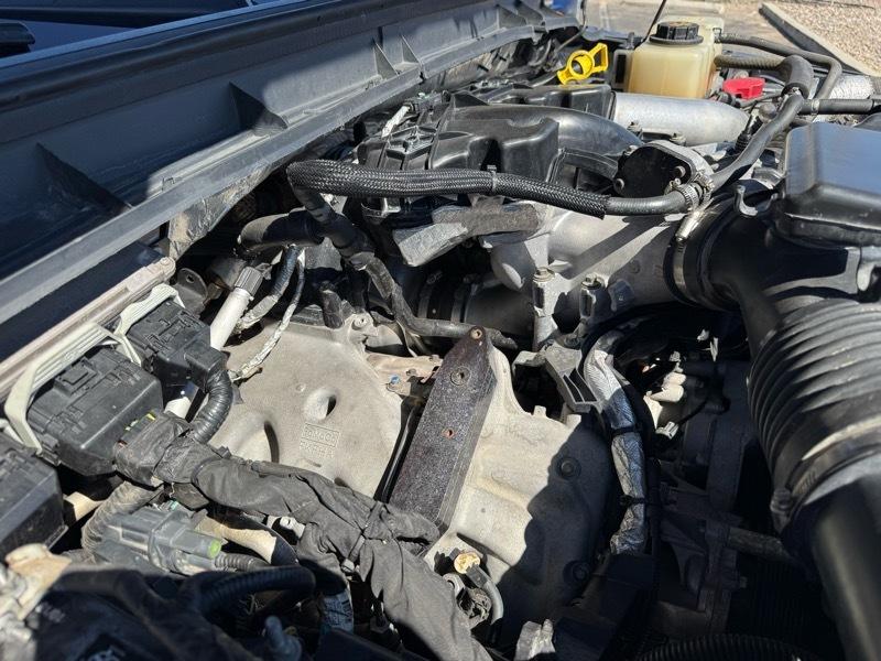 Ford F-250 SD Lariat Crew Cab Short Bed 4WD 2011