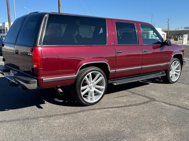 Chevrolet Suburban 1500 LS 1999
