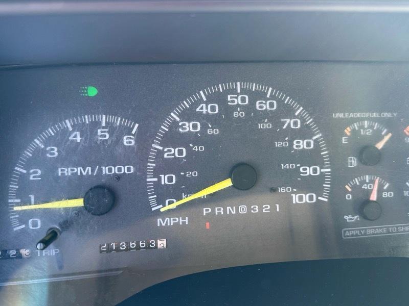 Chevrolet Suburban 1500 LS 1999