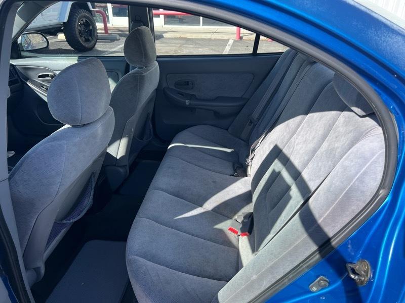 Hyundai Elantra GLS 4-Door 2005