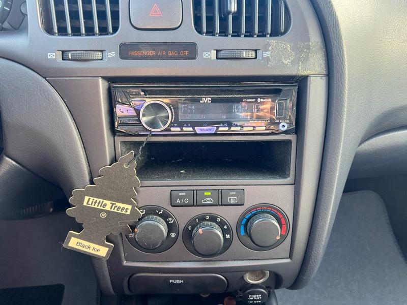 Hyundai Elantra GLS 4-Door 2005