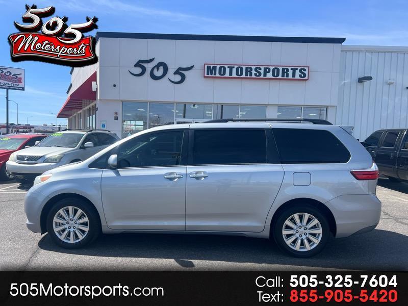 Toyota Sienna XLE 7-Passenger AWD 2017
