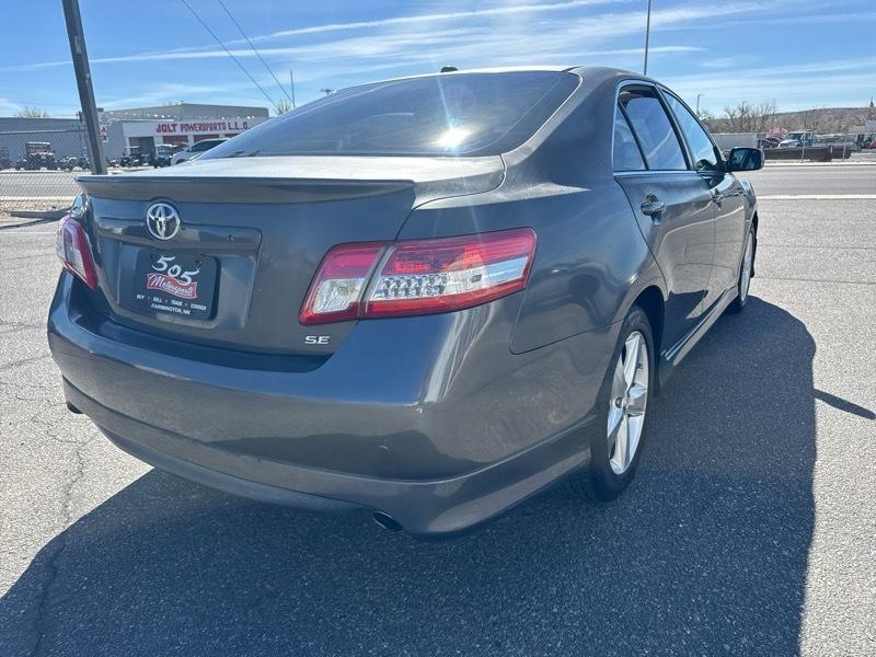 Toyota Camry 4dr Sdn SE Auto V6 2010