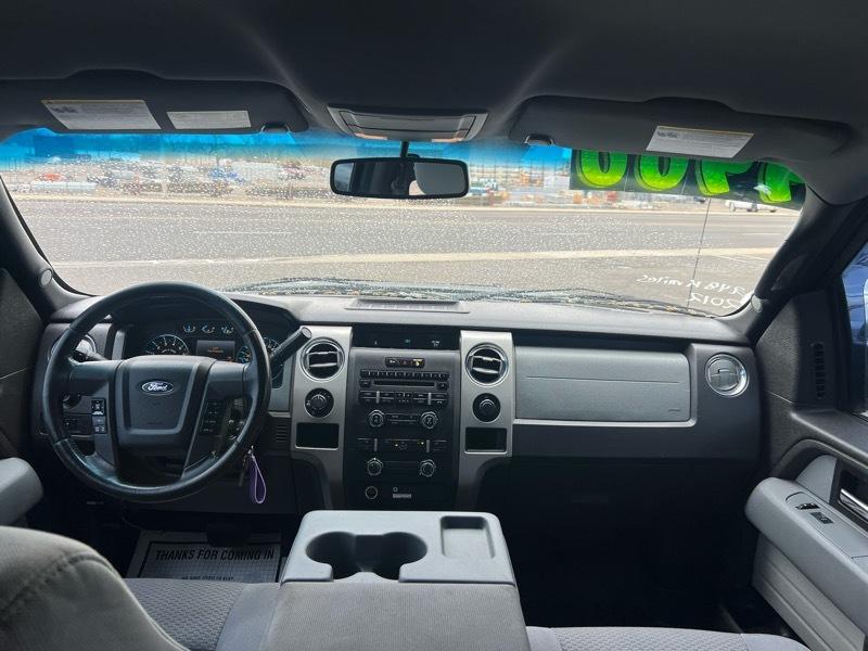 Ford F-150 4WD Reg Cab 126" XLT 2012