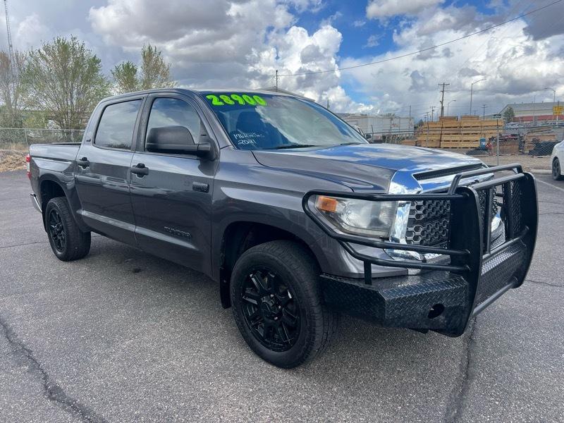 Toyota Tundra SR5 5.7L V8 CrewMax 4WD 2021