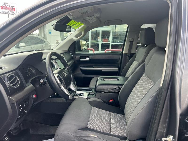 Toyota Tundra SR5 5.7L V8 CrewMax 4WD 2021