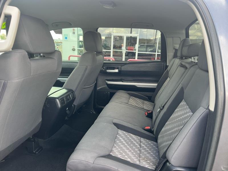 Toyota Tundra SR5 5.7L V8 CrewMax 4WD 2021