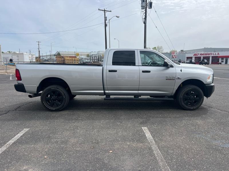 RAM 3500 Tradesman Crew Cab 4WD 2017