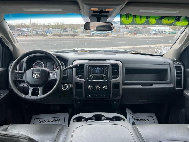 RAM 3500 Tradesman Crew Cab 4WD 2017