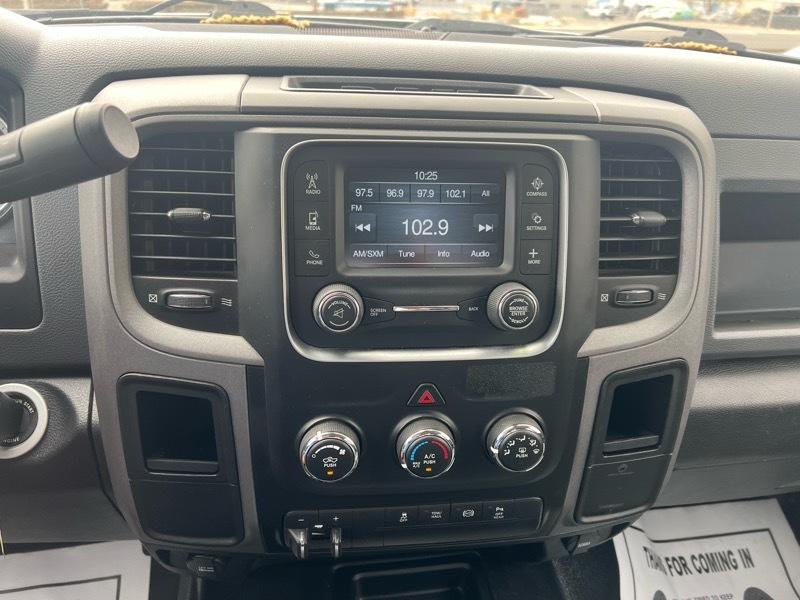 RAM 3500 Tradesman Crew Cab 4WD 2017