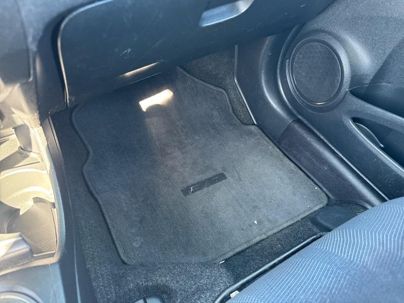 Honda Fit Sport 5-Speed AT with Navigation 2011