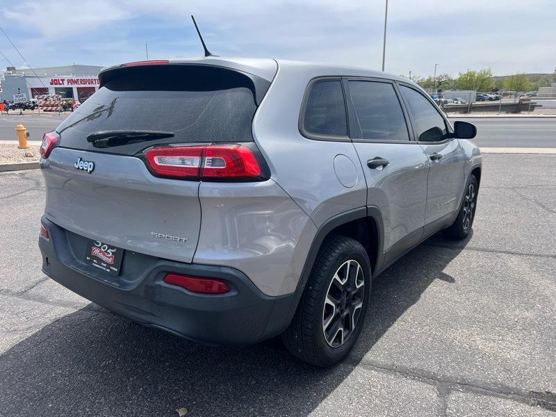 Jeep Cherokee Sport FWD 2016