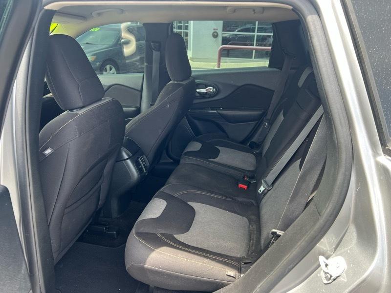 Jeep Cherokee Sport FWD 2016