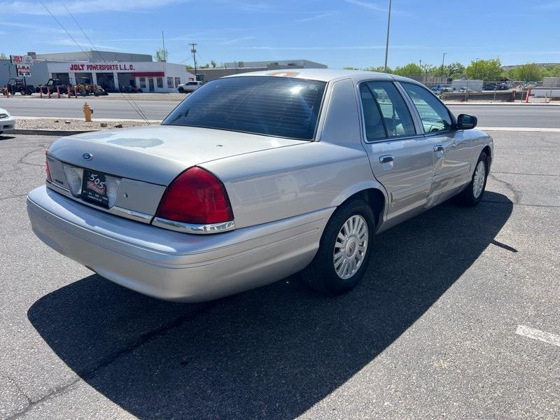 Ford Crown Victoria LX 2006
