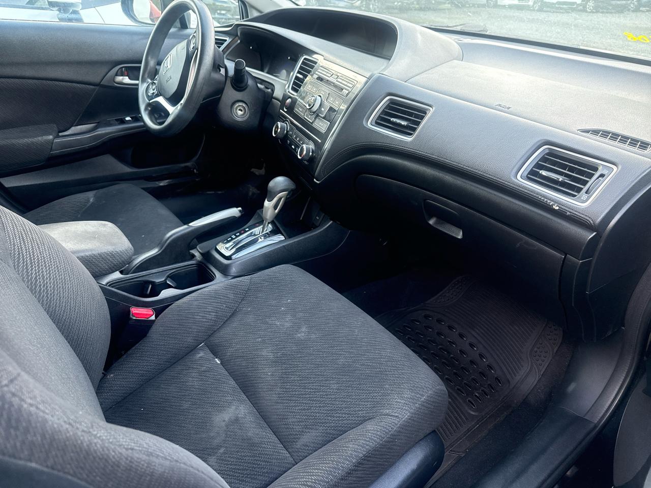 Honda Civic Sdn 4dr Auto LX 2013