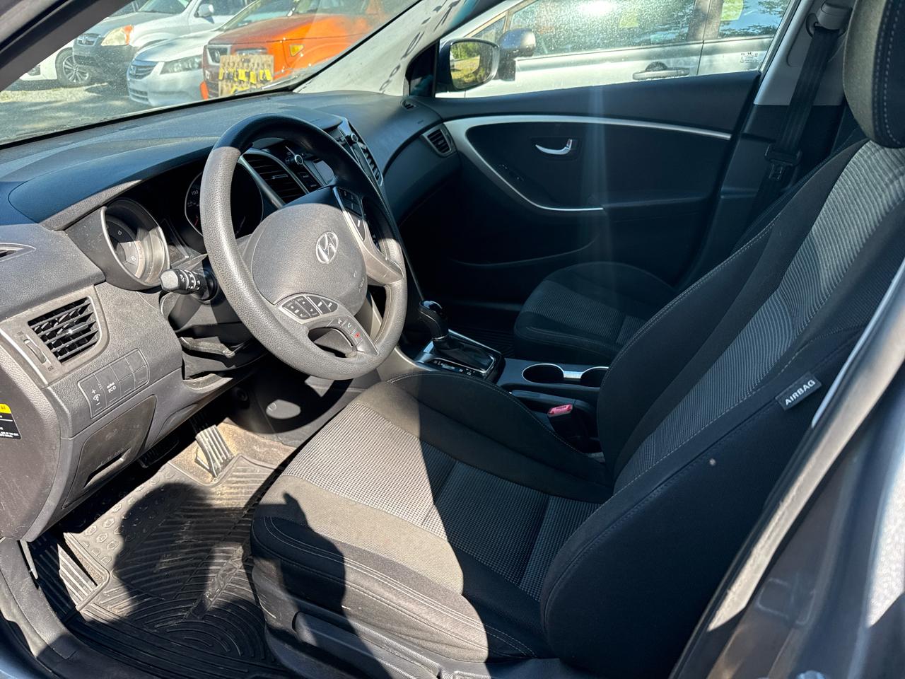 Hyundai Elantra GT 5dr HB Auto 2015