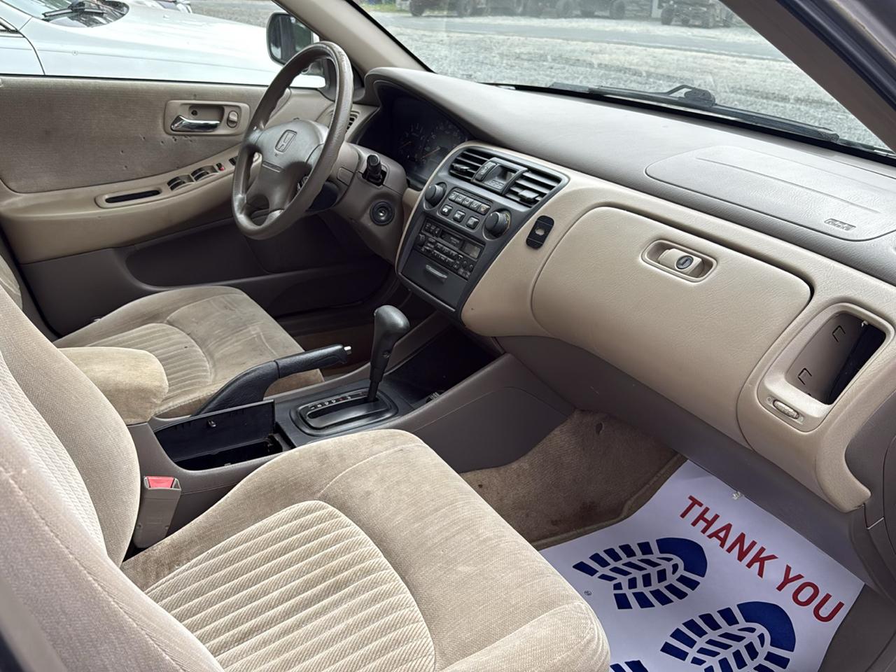 Honda Accord Sdn 4dr Sdn LX Auto 1998