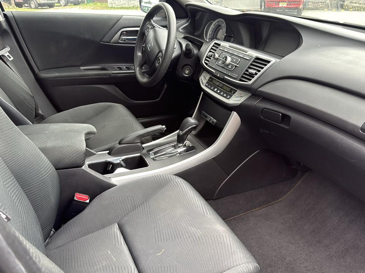 Honda Accord Sedan 4dr I4 CVT LX 2015