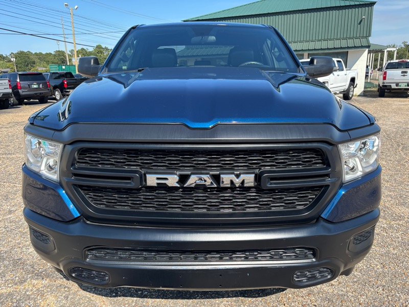 RAM 1500 Tradesman Quad Cab 4WD 2022 RAM 1500 Tradesman Quad Cab 4WD 2022