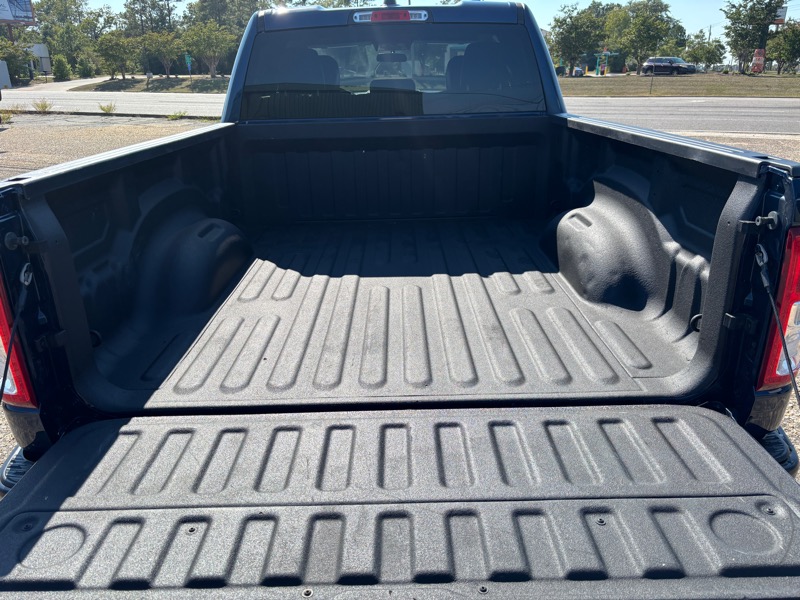 RAM 1500 Tradesman Quad Cab 4WD 2022 RAM 1500 Tradesman Quad Cab 4WD 2022