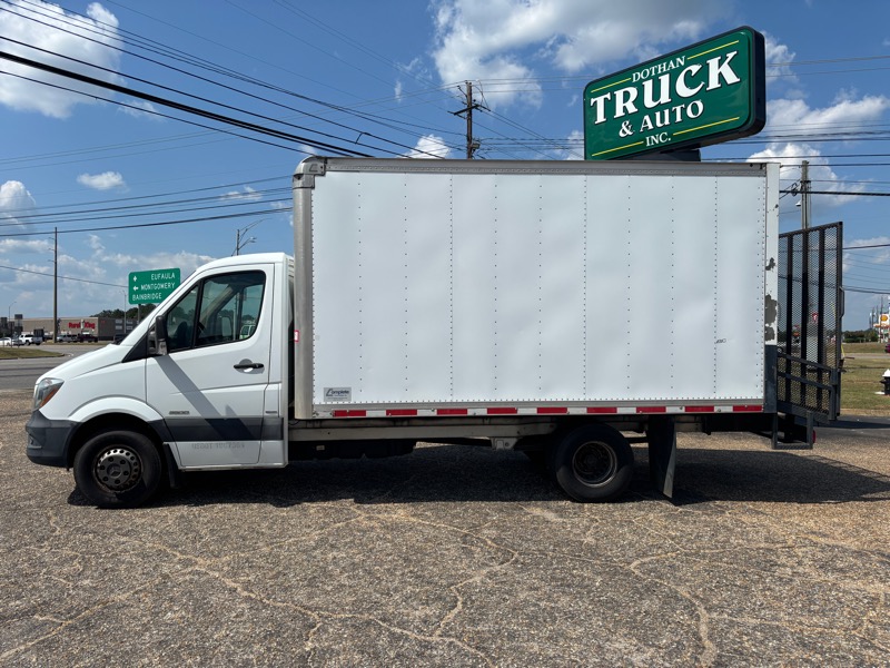 Mercedes-Benz Sprinter 3500 170-in. WB 2016 Mercedes-Benz Sprinter 3500 170-in. WB 2016