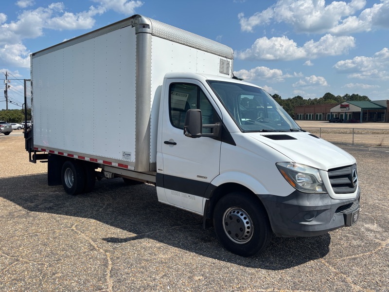 Mercedes-Benz Sprinter 3500 170-in. WB 2016 Mercedes-Benz Sprinter 3500 170-in. WB 2016