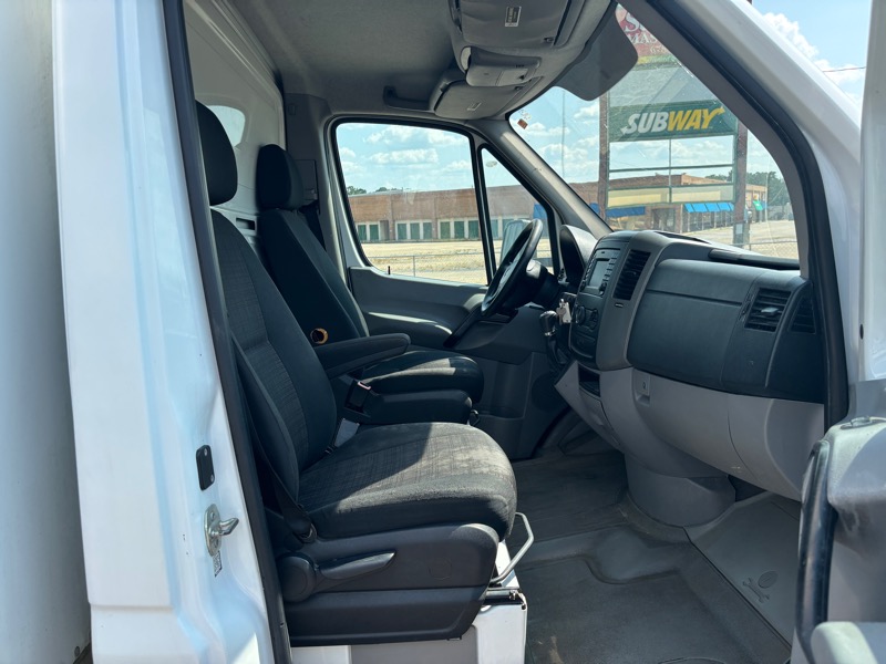 Mercedes-Benz Sprinter 3500 170-in. WB 2016 Mercedes-Benz Sprinter 3500 170-in. WB 2016