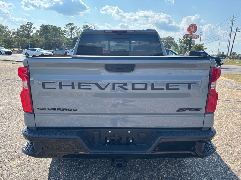 Chevrolet Silverado 1500 ZR2 Crew Cab 4WD 2024 Chevrolet Silverado 1500 ZR2 Crew Cab 4WD 2024