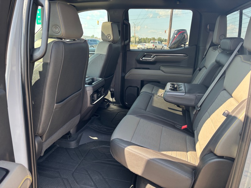 Chevrolet Silverado 1500 ZR2 Crew Cab 4WD 2024 Chevrolet Silverado 1500 ZR2 Crew Cab 4WD 2024